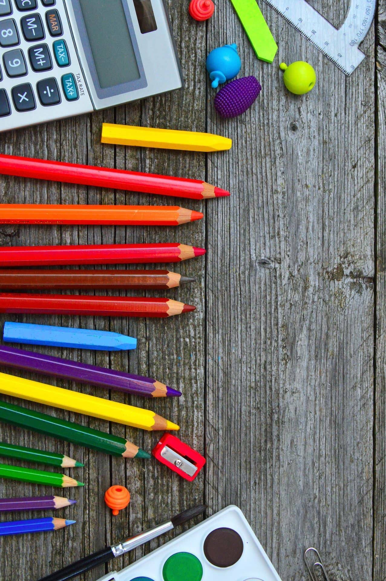 school-tools-3596682_1920.jpg