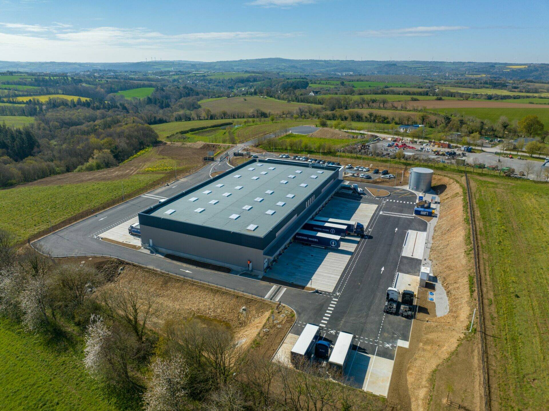Saint-Ségal (29) : Livraison d’une messagerie de 3 474 m2 pour le compte de Kuehne+Nagel