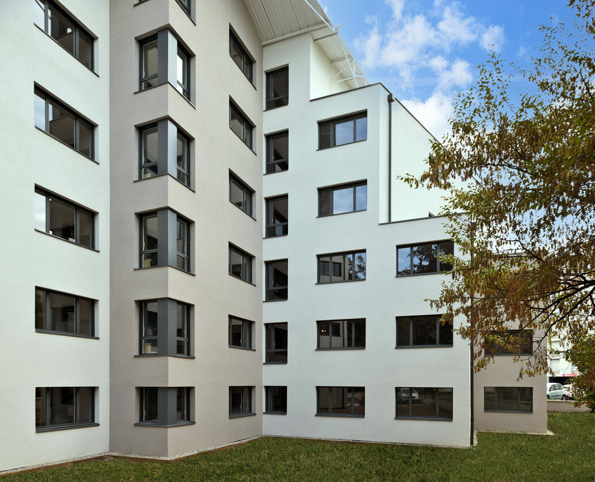 La façade de la résidence Study Quanta à Villeurbanne