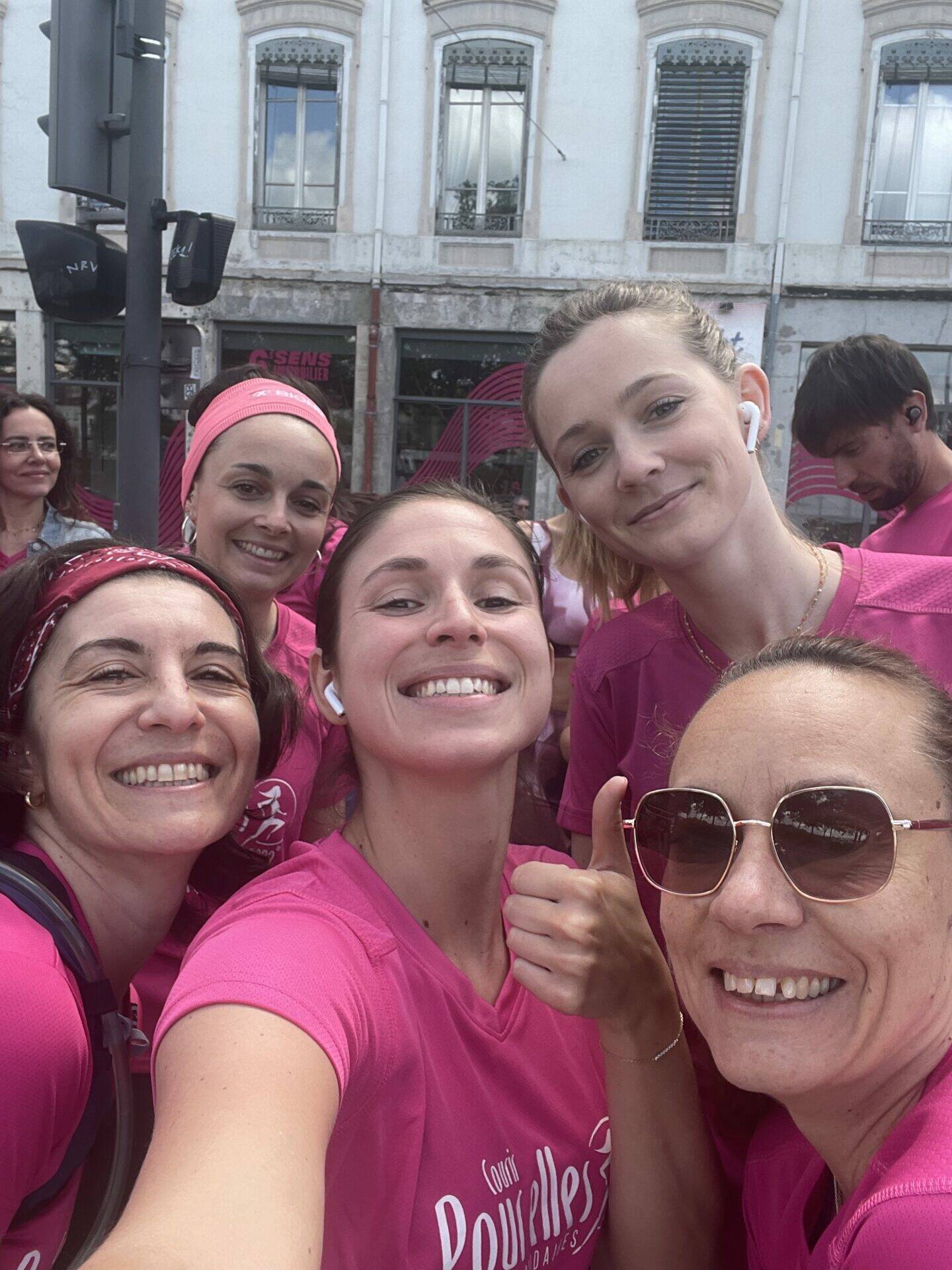 L'équipe de 6e Sens Immobilier prête à courir pour Elles !