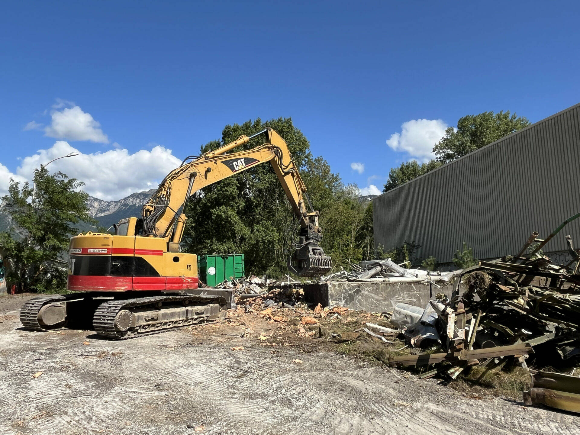 Veurey-Voroize, début de la démolition