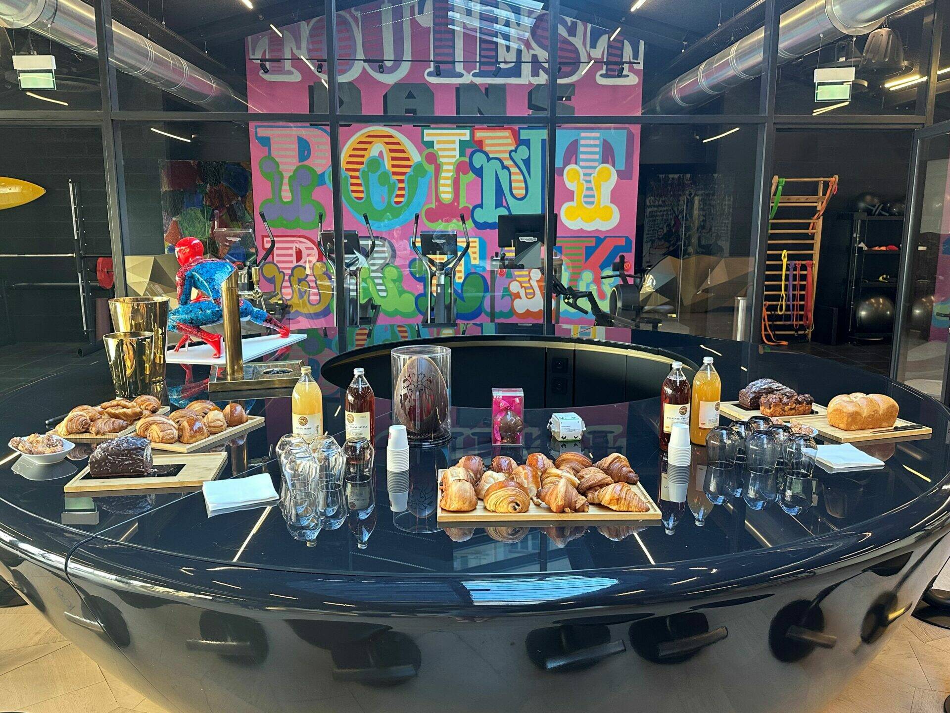 Un bon petit déjeuner convivial pour l'annonce des résultats du défi chocolaté