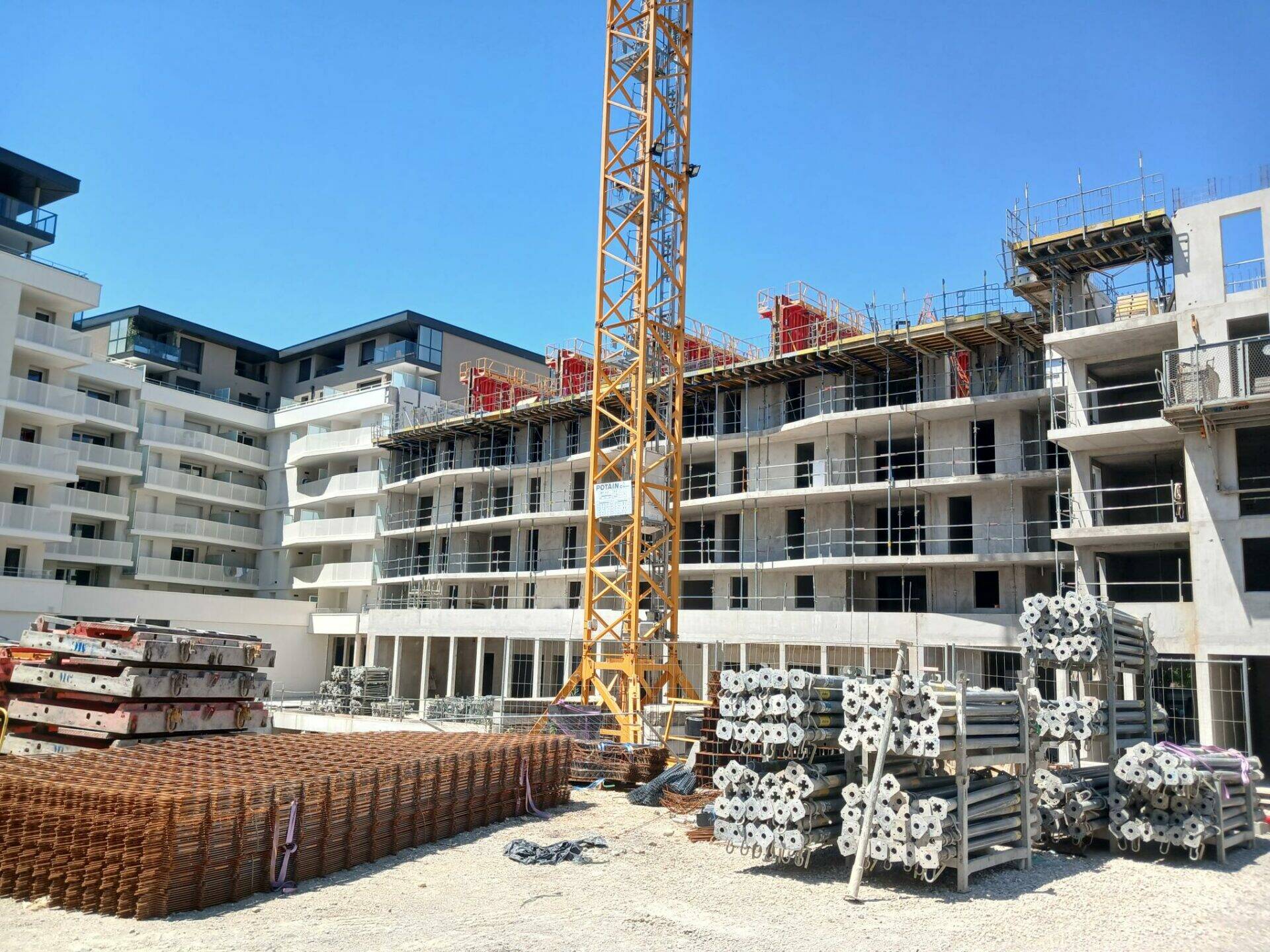 Le chantier DESSAIX avance à Thonon-les-Bains : 281 logements achevés, 84 en construction
