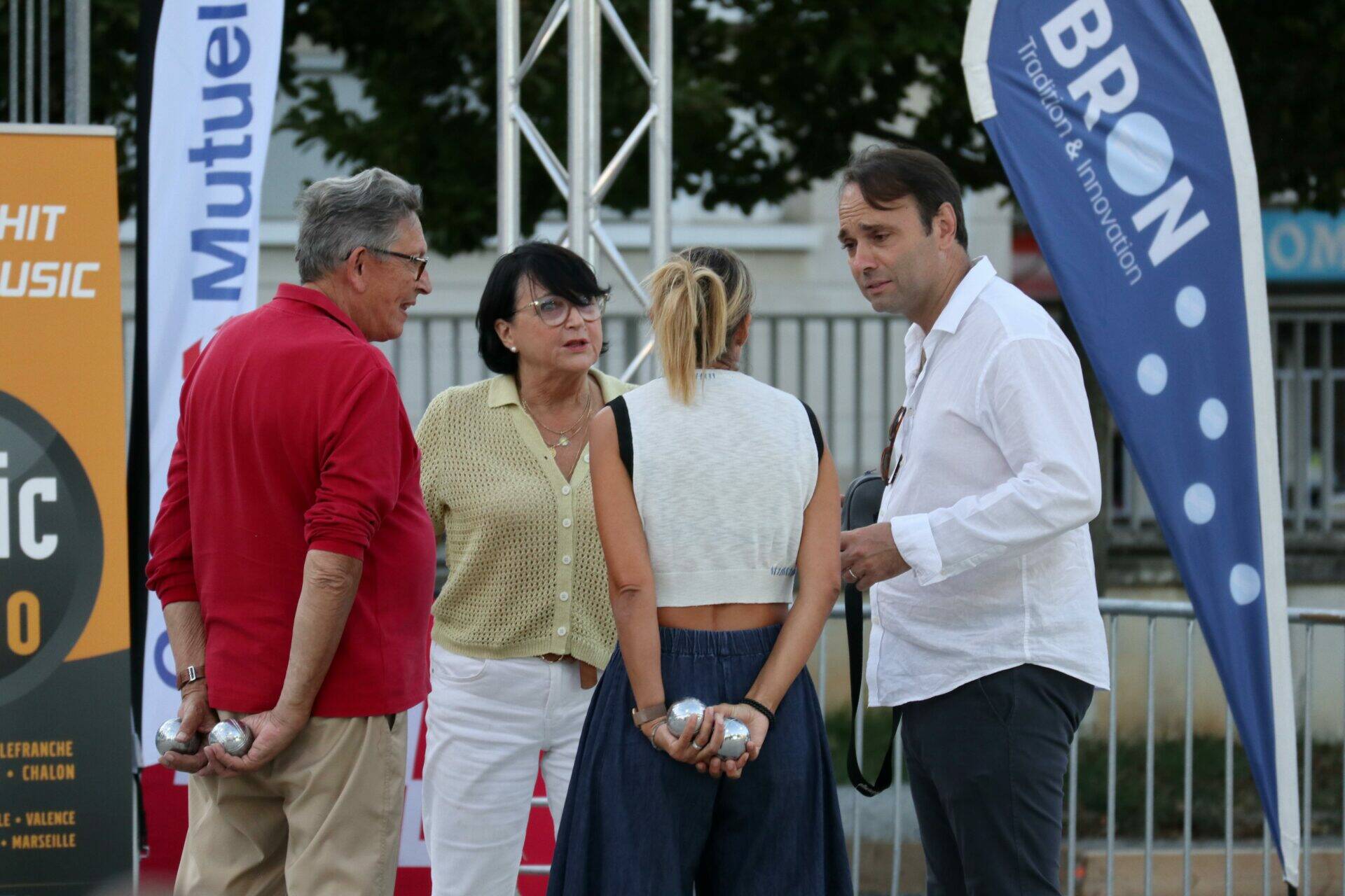 Mondial de Pétanque de la Ville de Bron : Jean-Pierre Gagneux et Laetitia Protière ont représenté 6e Sens Immobilier lors du concours des gentlemen